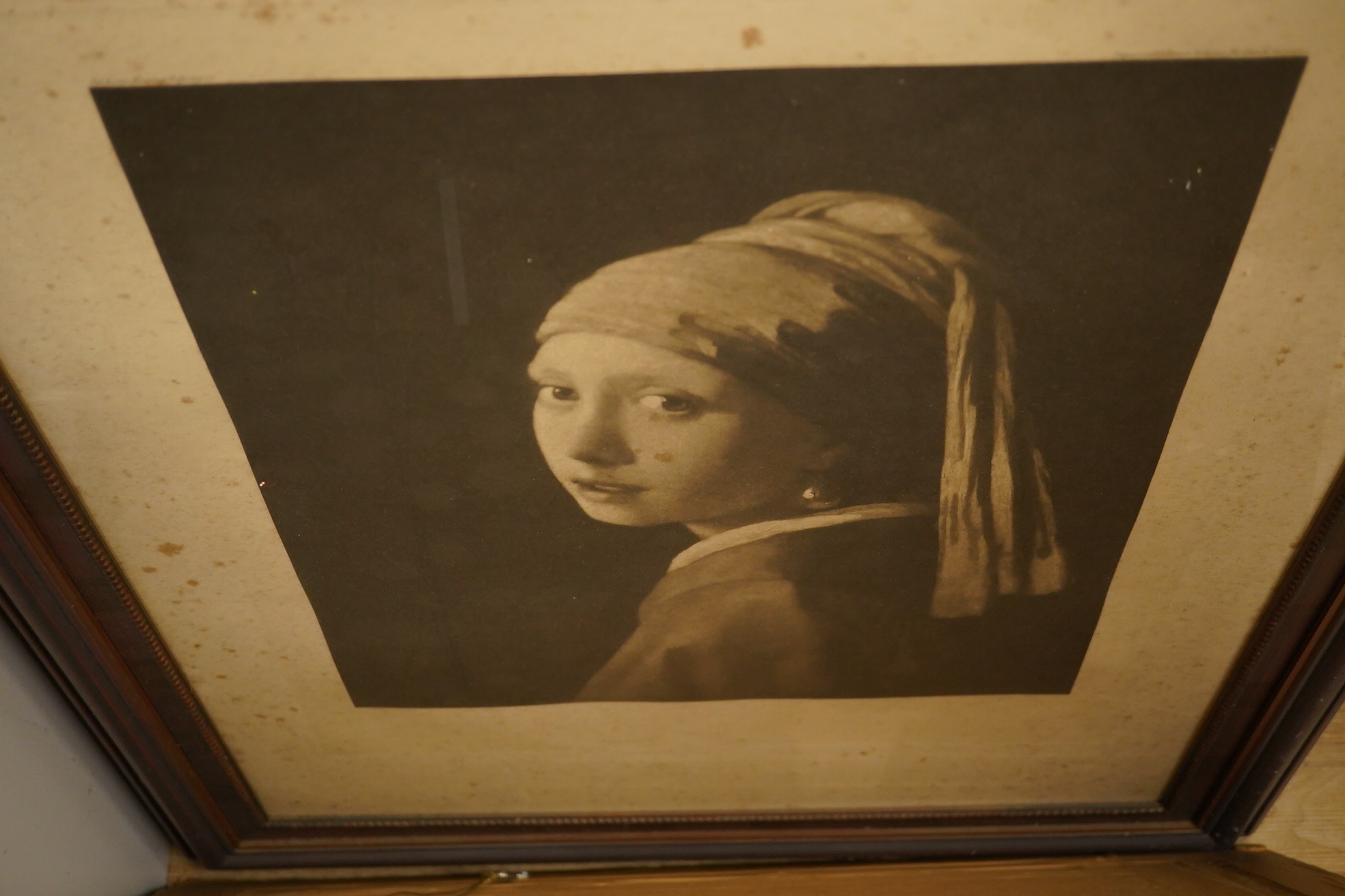 A set of eight decorative Old Master engravings to include After Vermeer, ‘The Girl with the Pearl Earring’ and ‘The Love Letter’, published Amsterdam, 60 x 47cm, housed in partially gilt frames. Condition - fair, some f